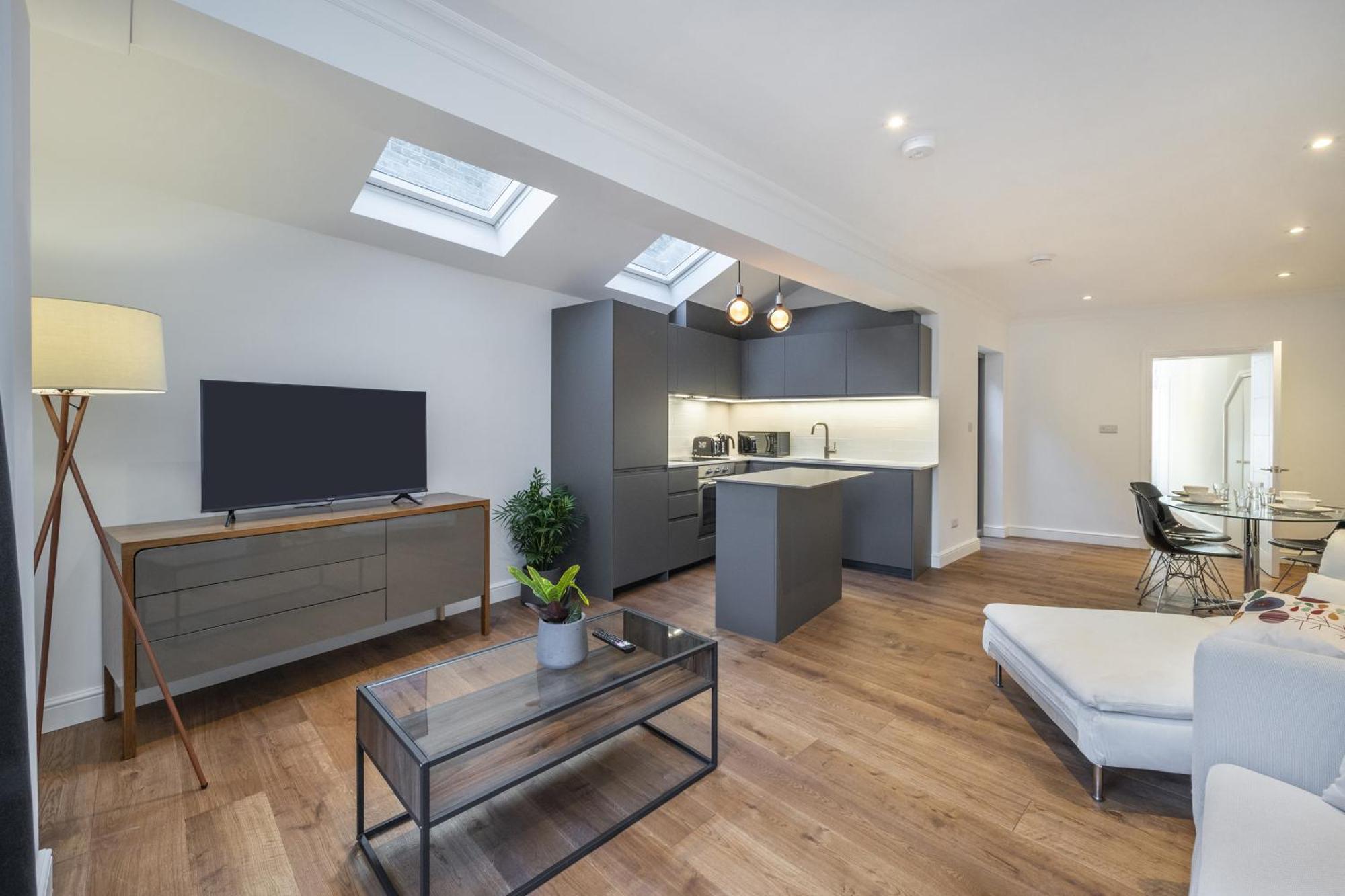 Luxury 2Bedroom And 2Bathroom Flat With Patio Central London! מראה חיצוני תמונה