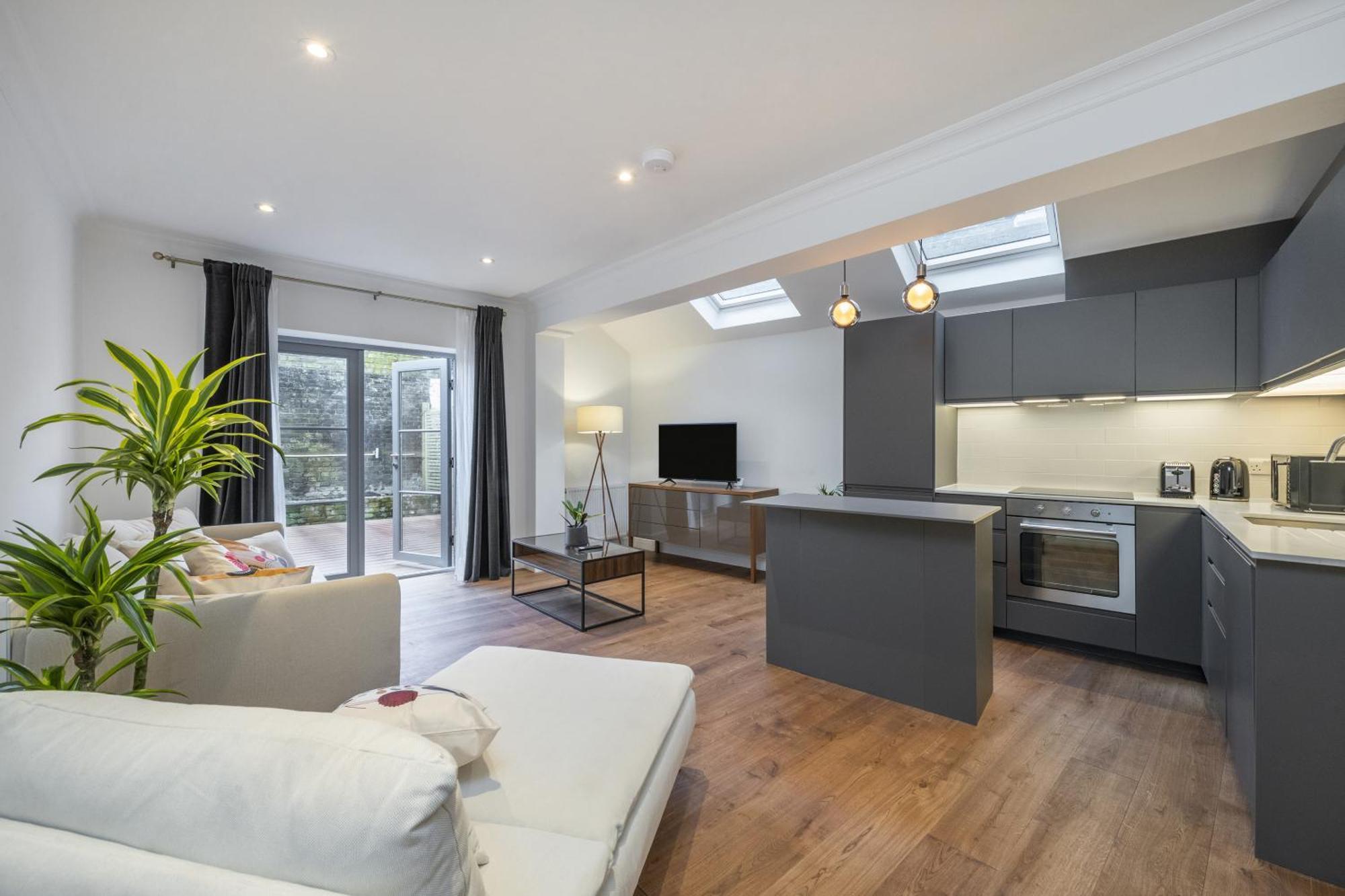Luxury 2Bedroom And 2Bathroom Flat With Patio Central London! מראה חיצוני תמונה